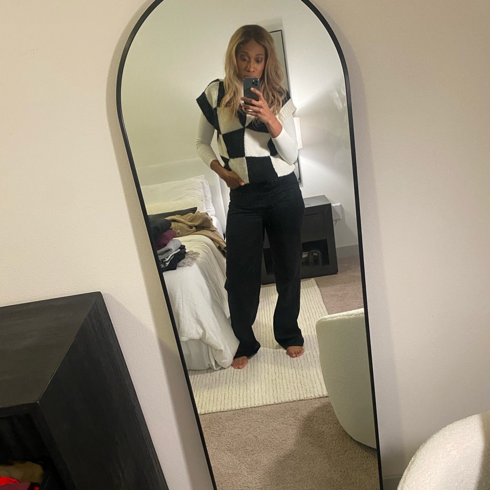 Zara Will Vest Colored blocked Black and White